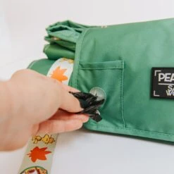 Dog Picnic Blanket - Peanuts™ Beagle Scouts -Furfinity Cheap Shop BeagleScoutPicnicBlanket 3