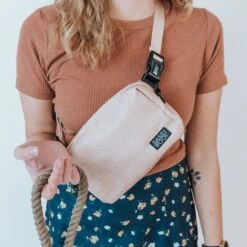 Pinot Woof Pack (Bag Only) -Furfinity Cheap Shop pinot woof pack dog model 2