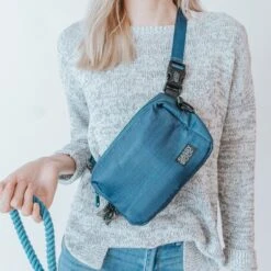 Twilight Woof Pack (Bag Only) -Furfinity Cheap Shop twilight woof pack dog model 3